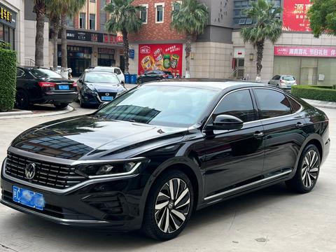 Volkswagen Passat 2022