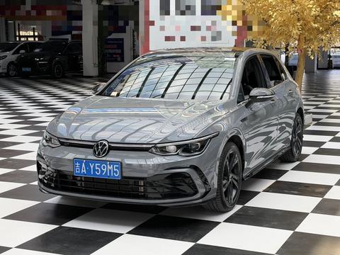 Volkswagen Golf 2021