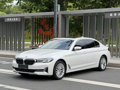 BMW 5 Series 2022