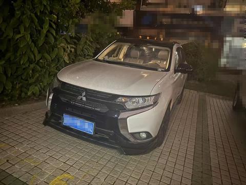 Mitsubishi Outlander 2021