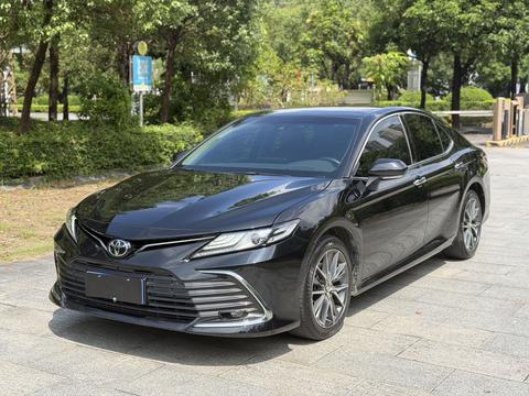 Toyota Camry 2021