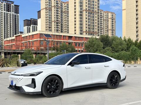Changan UNI-V 2025