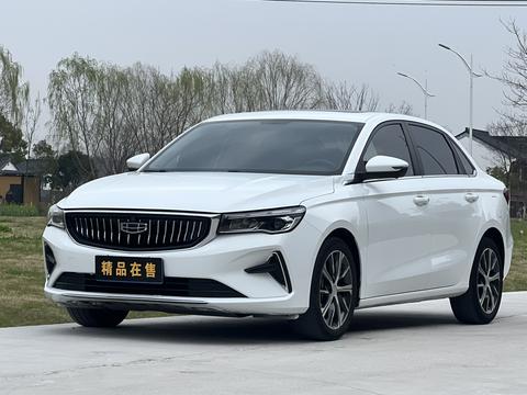 Geely Emgrand 2022
