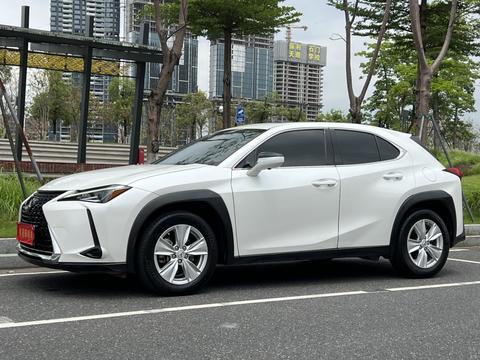 Lexus UX 2020