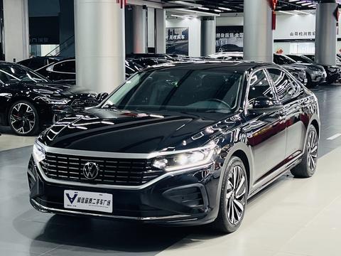 Volkswagen Passat 2024