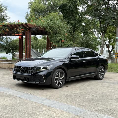 Volkswagen Passat 2022