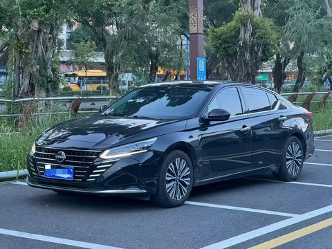 Nissan Teana 2022