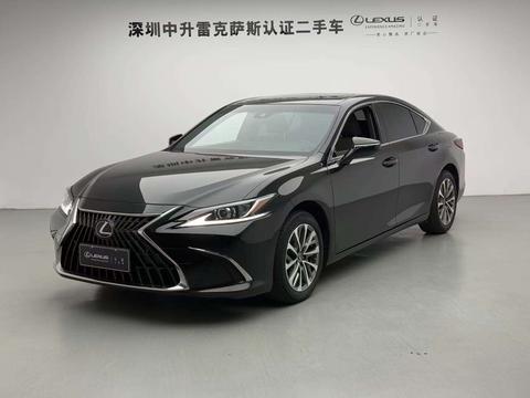 Lexus ES 2021