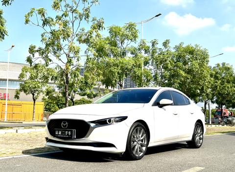 Mazda 3 Axela 2023
