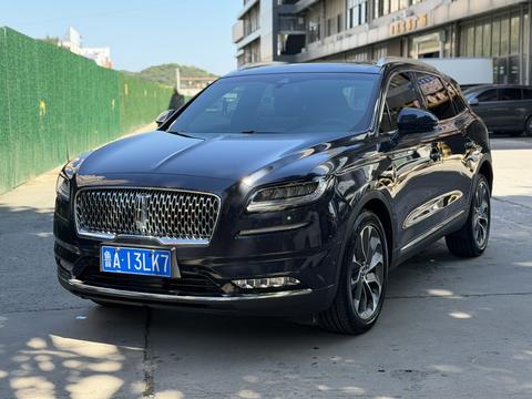Lincoln Nautilus 2021