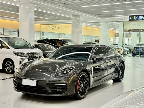 Porsche Panamera 2022