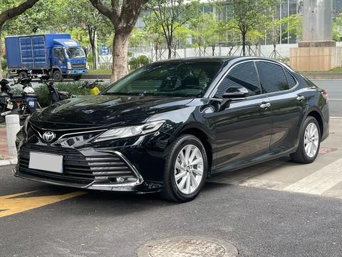 Toyota Camry 2021