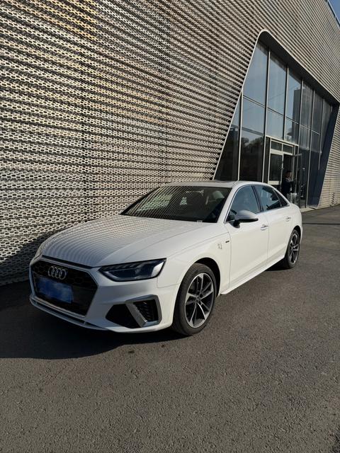 Audi A4L 2025