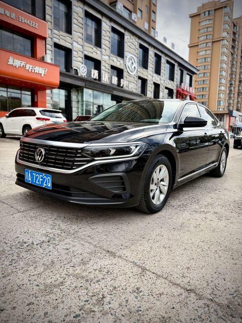 Volkswagen Passat 2022