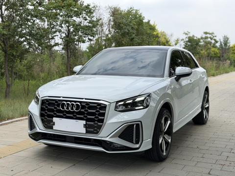 Audi Q2L 2022