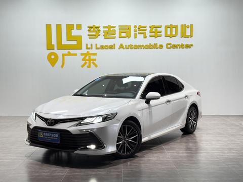 Toyota Camry 2021