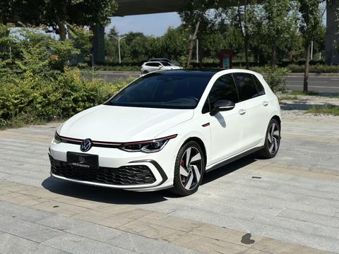 Volkswagen Golf GTI 2021