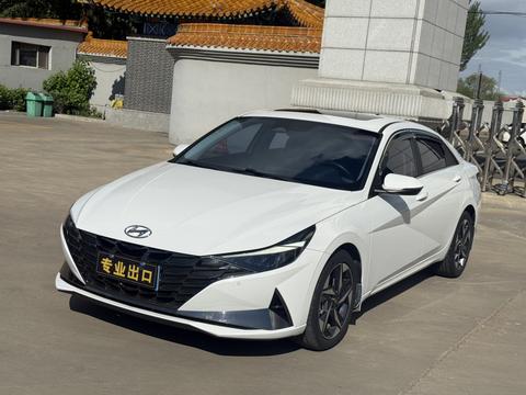 Hyundai Elantra 2022