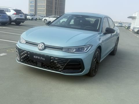 Volkswagen Passat 2025