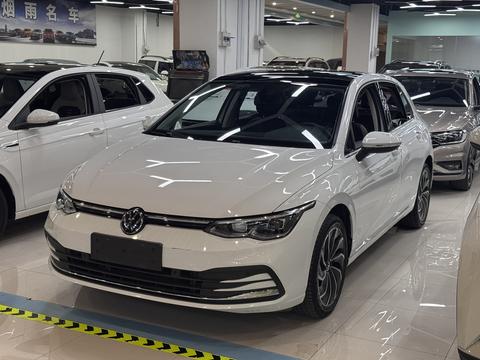 Volkswagen Golf 2021