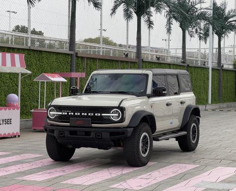 Ford Bronco 2024