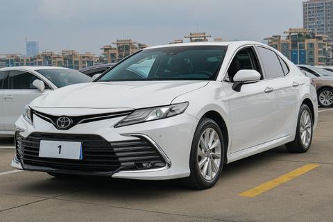 Toyota Camry 2021