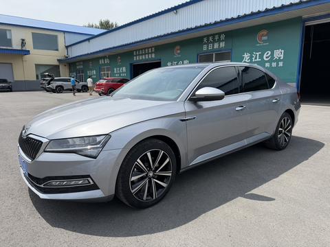 Skoda Superb 2025