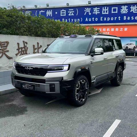 Fangchengbao Bao 8 2025