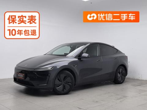Tesla Model Y 2025