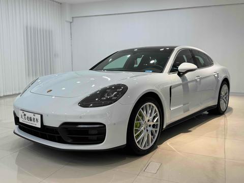 Porsche Panamera 2021