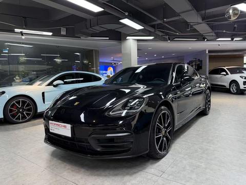 Porsche Panamera 2023
