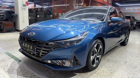 Hyundai Elantra 2022
