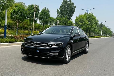 Volkswagen Magotan 2023