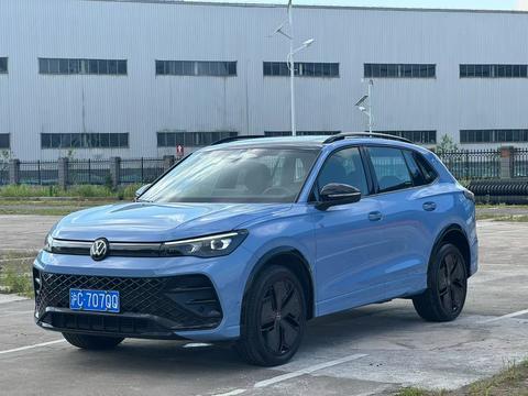 Volkswagen Tiguan L 2024