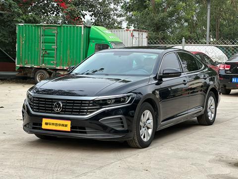 Volkswagen Passat 2024