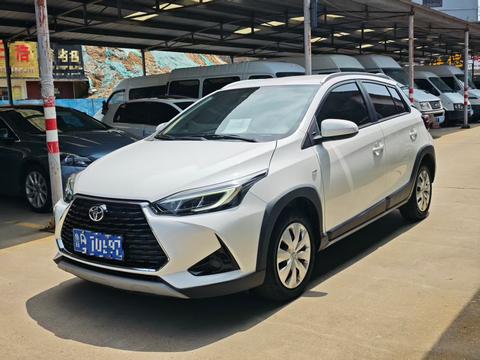 Toyota Yaris L Hatchback 2021