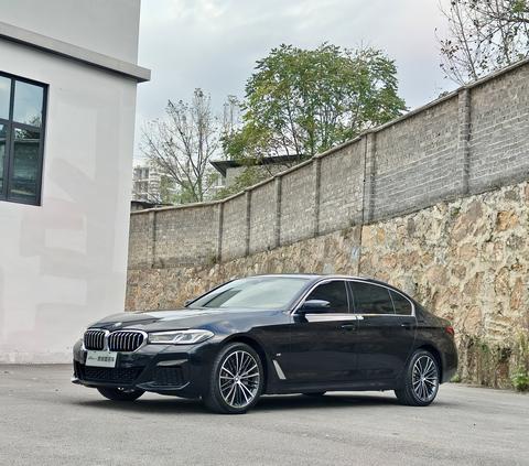BMW 5 Series 2022