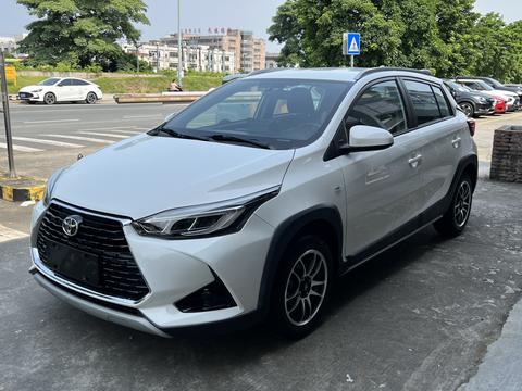 Toyota Yaris L 2022