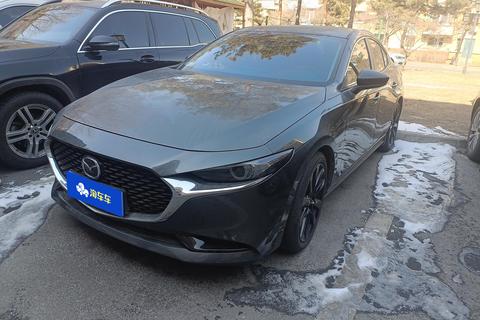 Mazda 3 Axela 2022