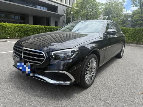 Mercedes-Benz E-Class 2022