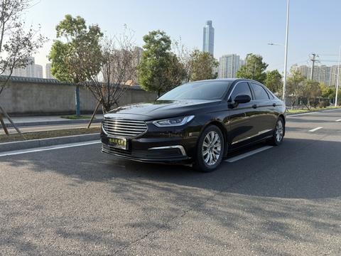 Ford Taurus 2019