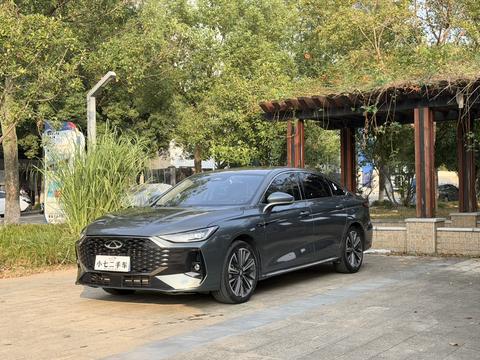 Chery Arrizo 8 Pro 2025