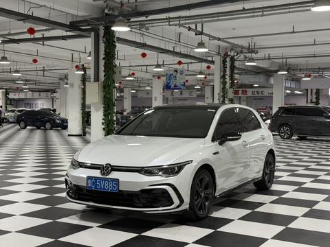 Volkswagen Golf 2021