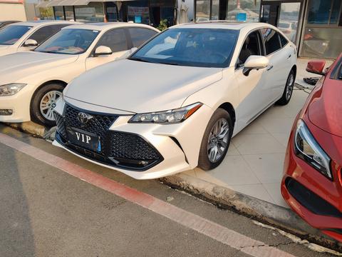 Toyota Avalon 2022