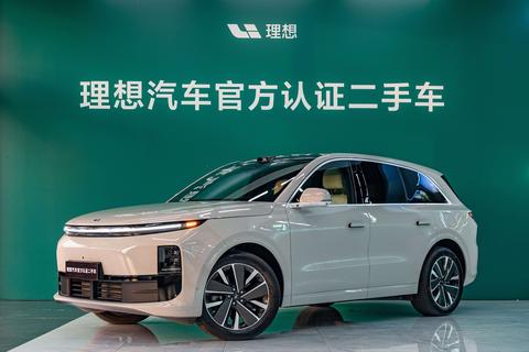 Li Auto L6 2025