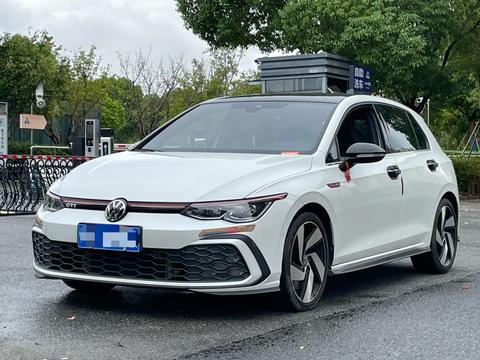 Volkswagen Golf GTI 2021