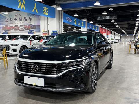 Volkswagen Passat 2022
