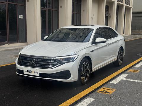 Volkswagen Sagitar 2025