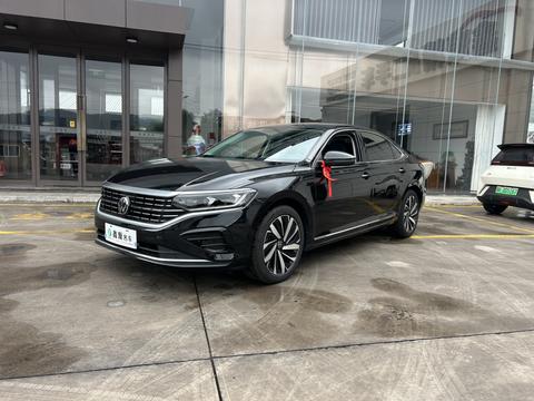 Volkswagen Passat 2023