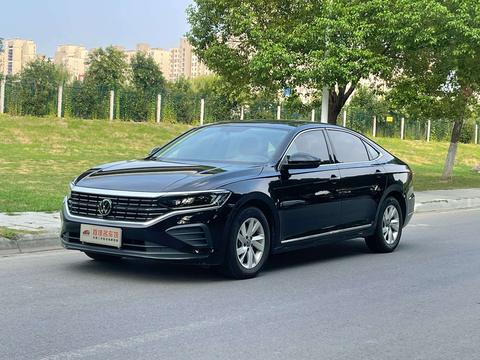 Volkswagen Passat 2024